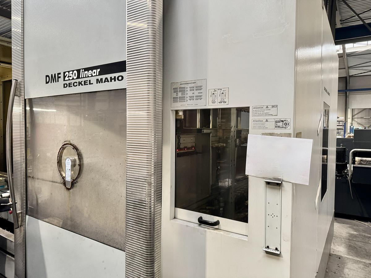 Used 2004 DECKEL MAHO DMF250 Linear