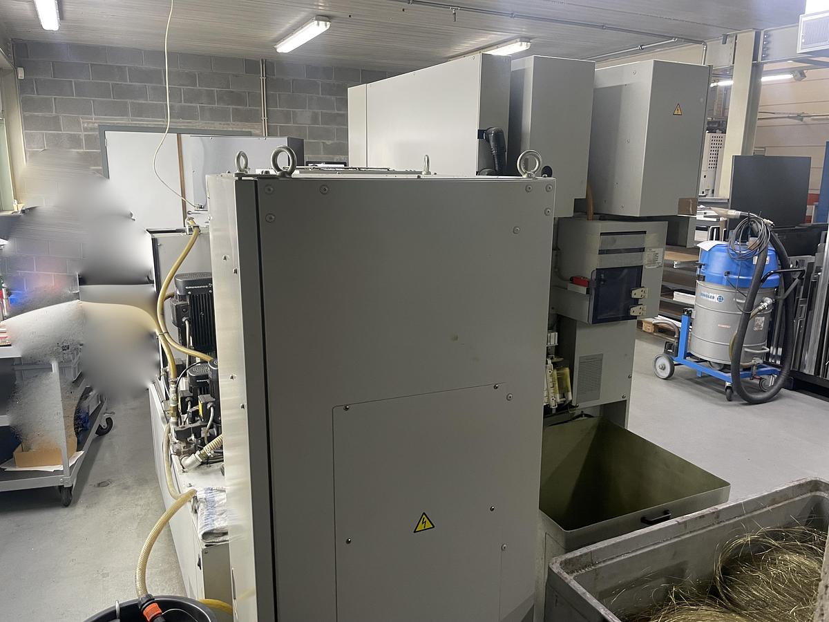 Used MITSUBISHI FA10S