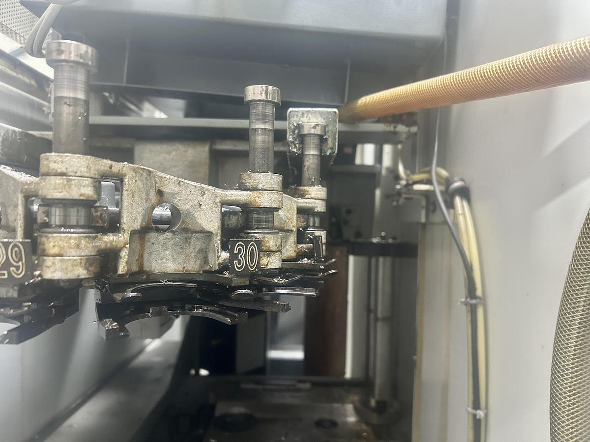 Used 1999 DECKEL MAHO DMU80P