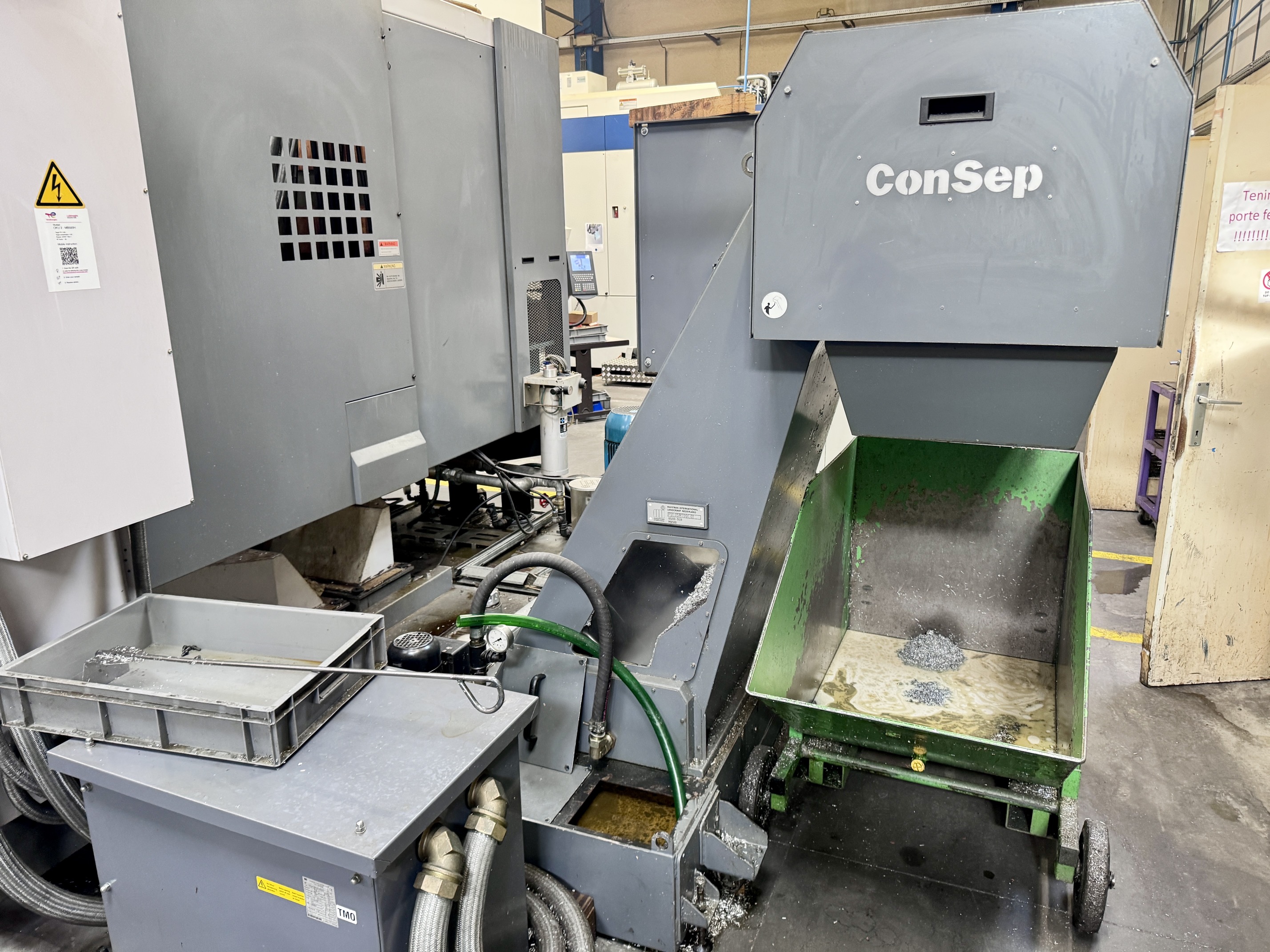 Used 2005 OKUMA MB-500H