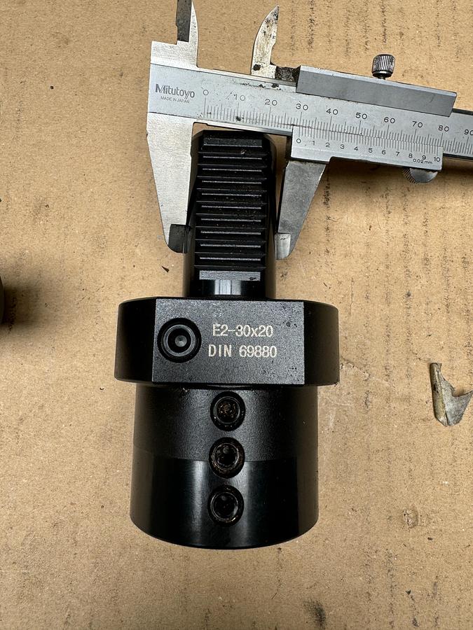 Used VDI30 fixed toolholder x 3
