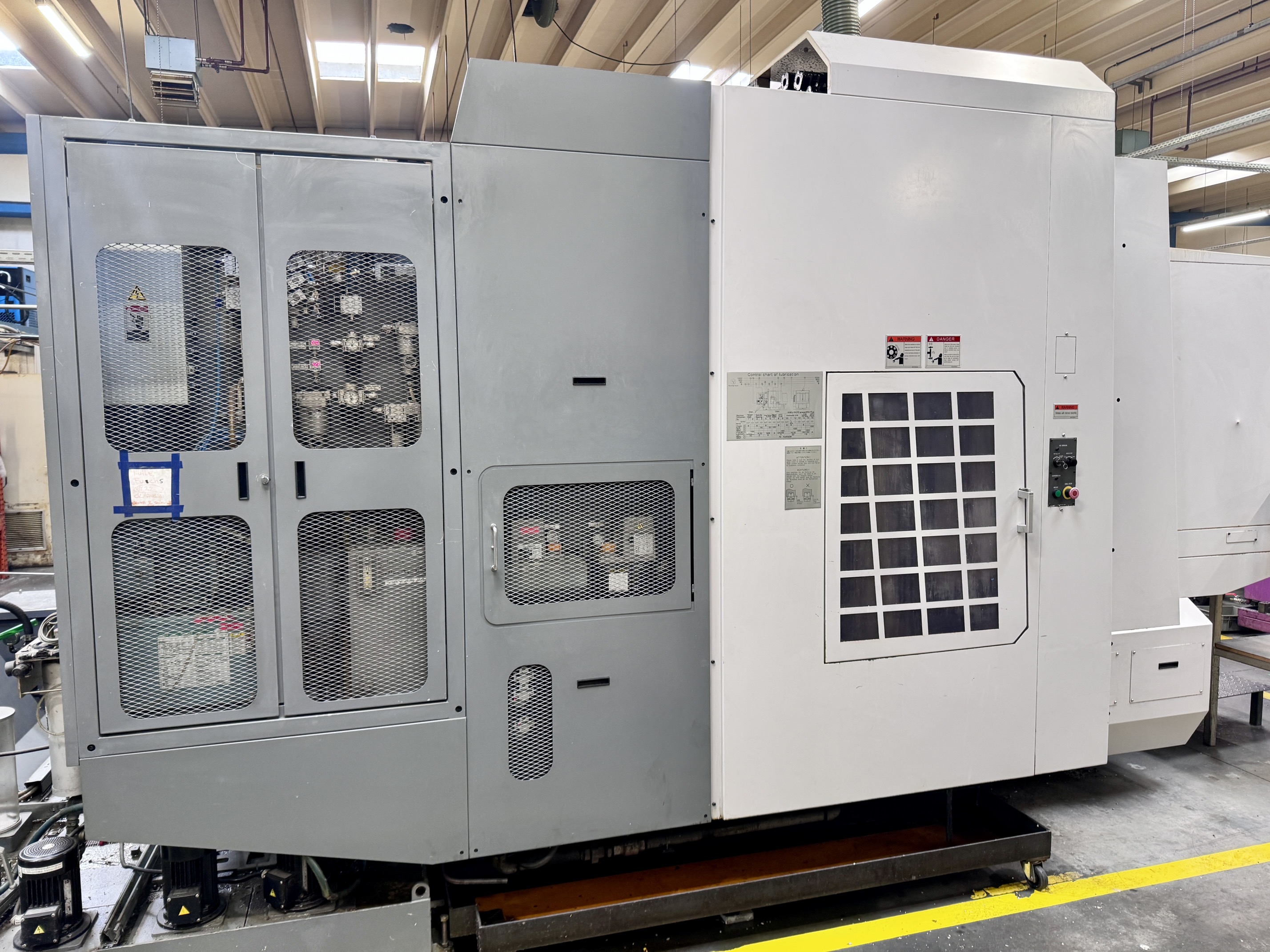 Used 2005 OKUMA MB-500H