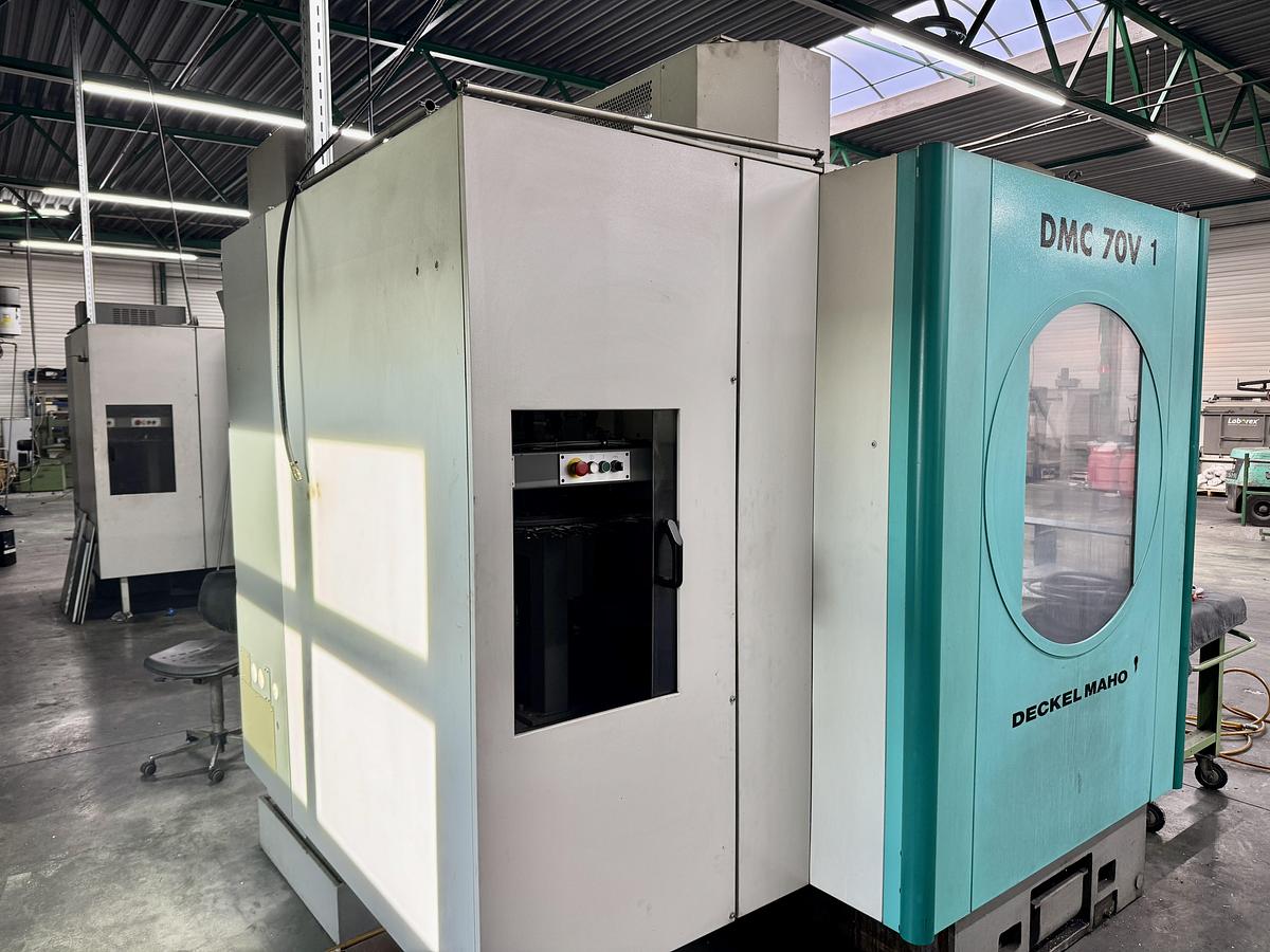 Used DECKEL MAHO DMC70V