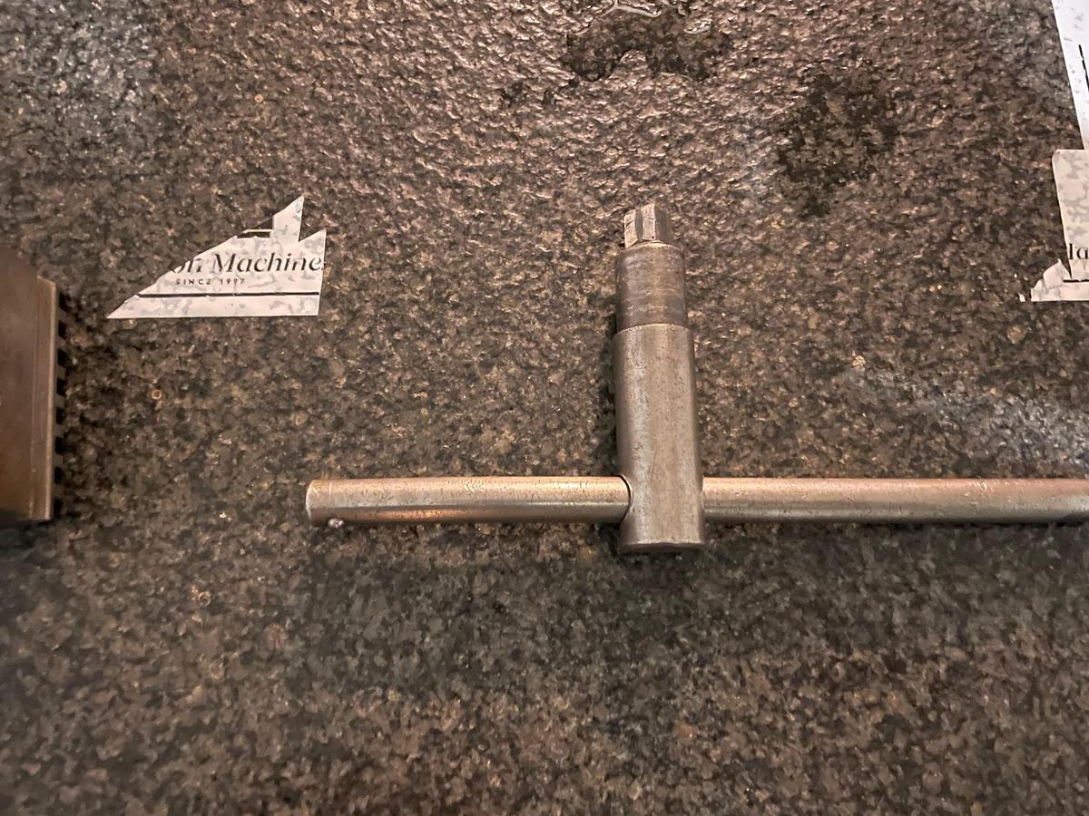 Used ROHM 3-jaw chuck