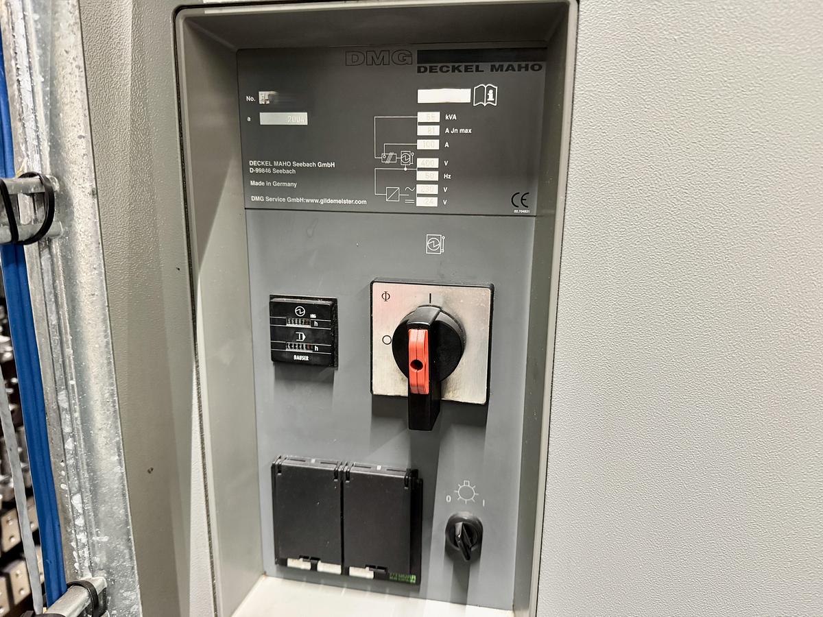 Used 2004 DECKEL MAHO DMU 70eVolution