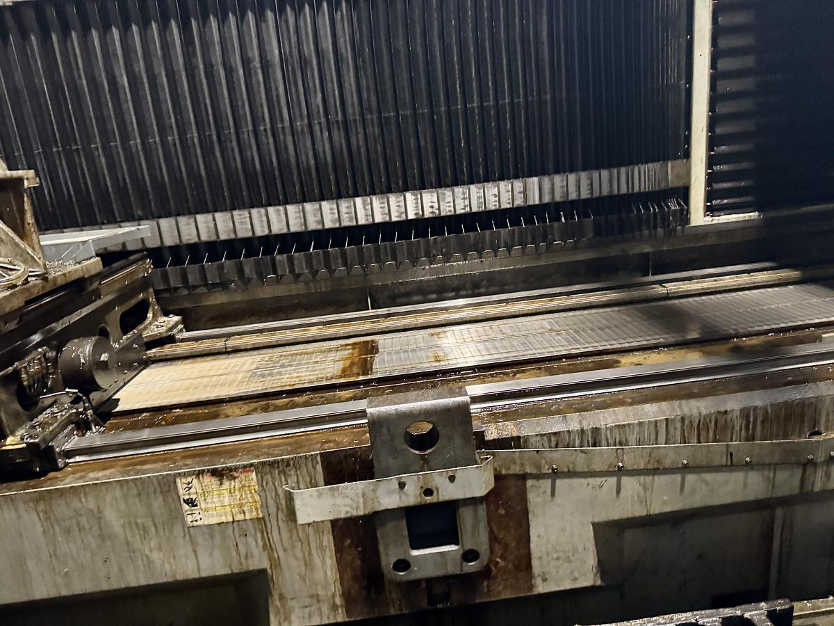 Used 2004 DECKEL MAHO DMF250 Linear
