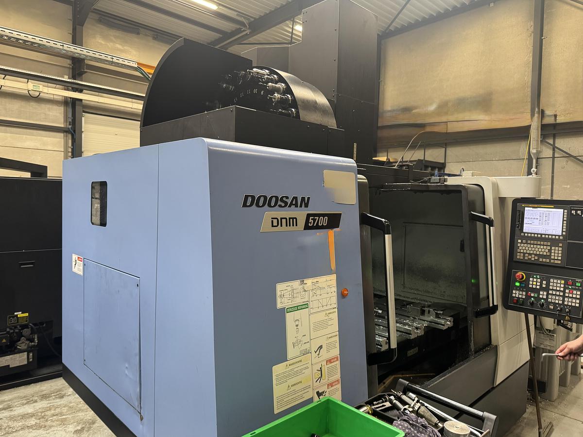 Used 2016 DOOSAN DNM5700