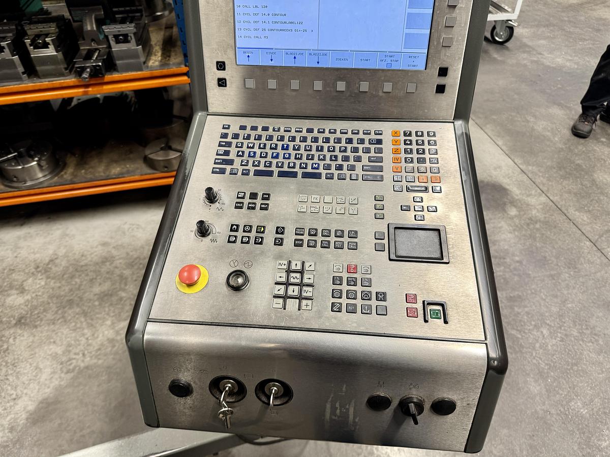 Used 2004 DECKEL MAHO DMU 70eVolution