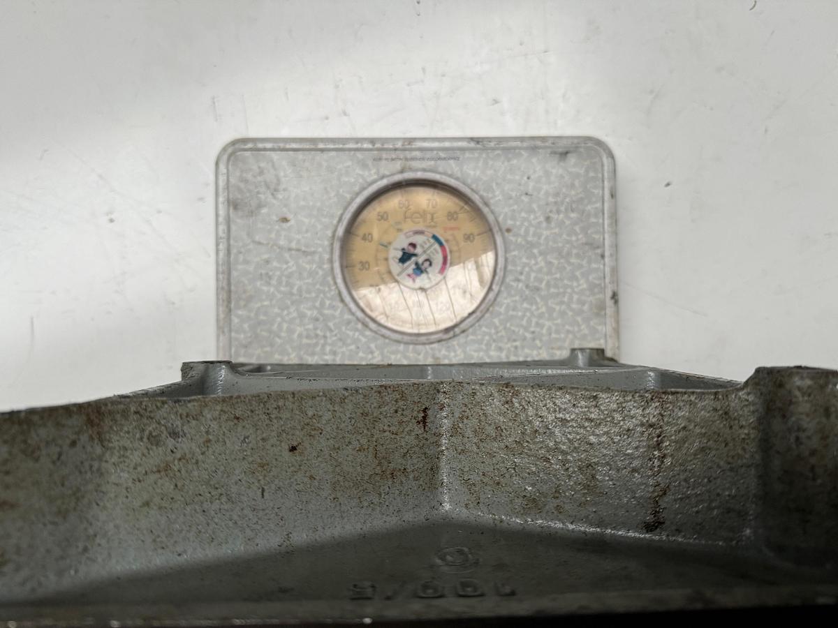 Used Cast-iron surface plate