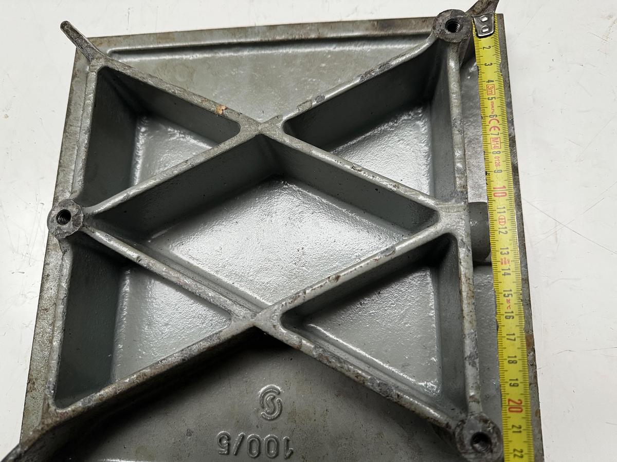 Used Cast-iron surface plate