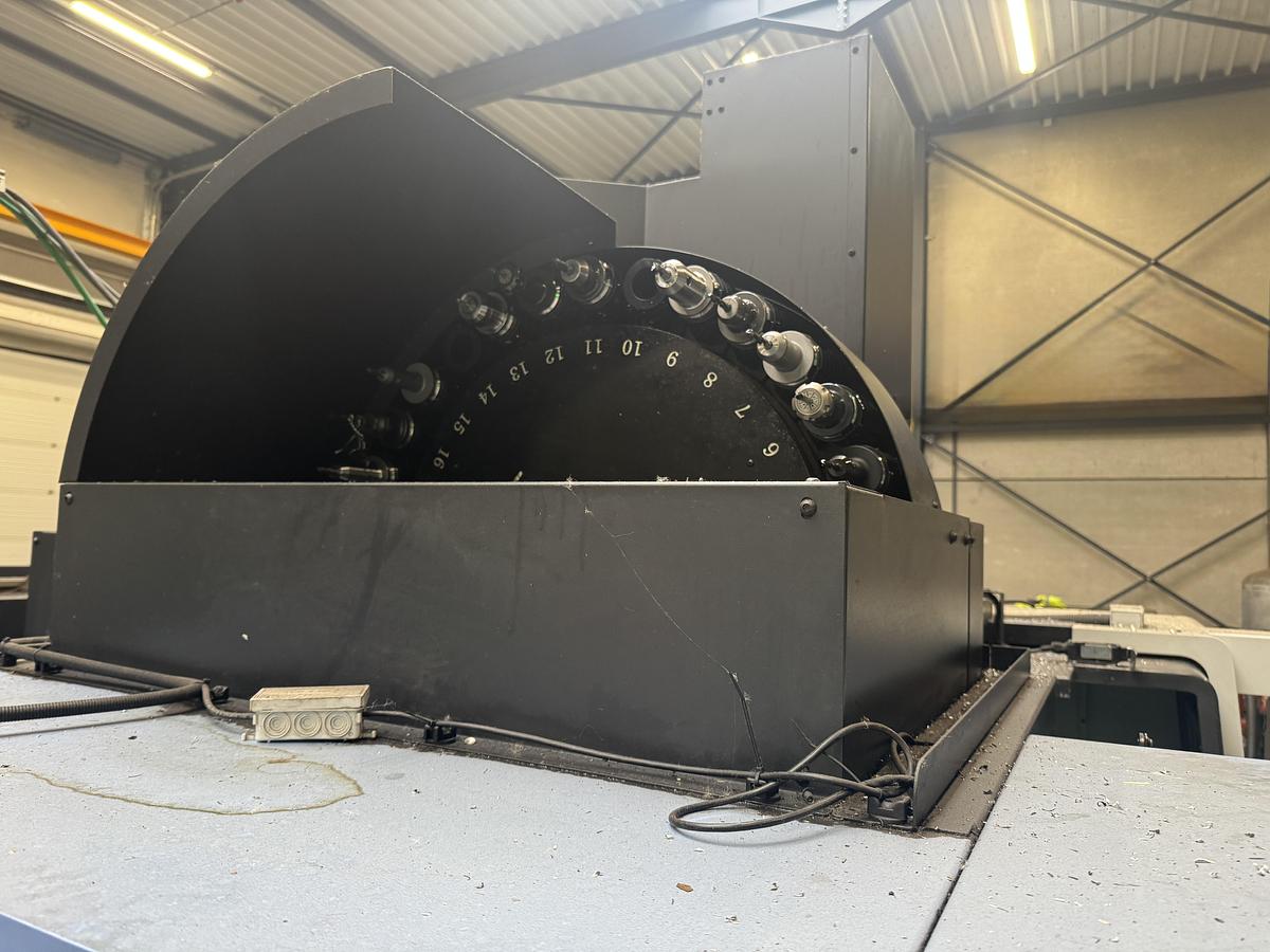 Used 2016 DOOSAN DNM5700