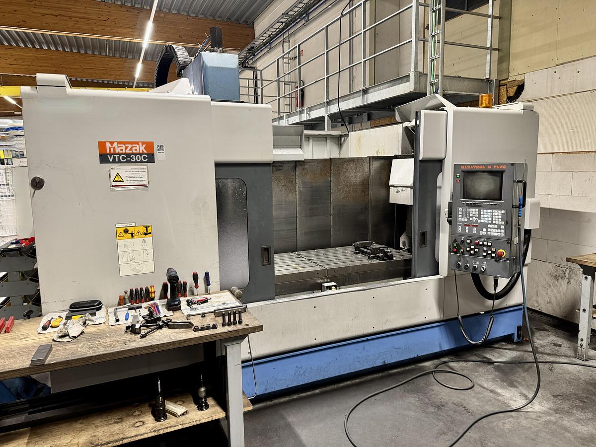 Used 1999 MAZAK VTC30C