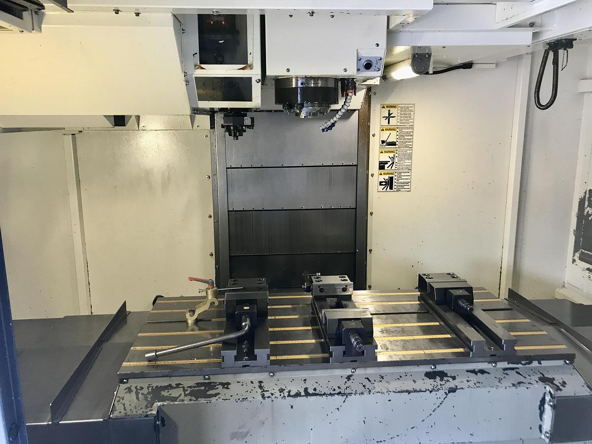 Used 2010 VICTOR V-center A110