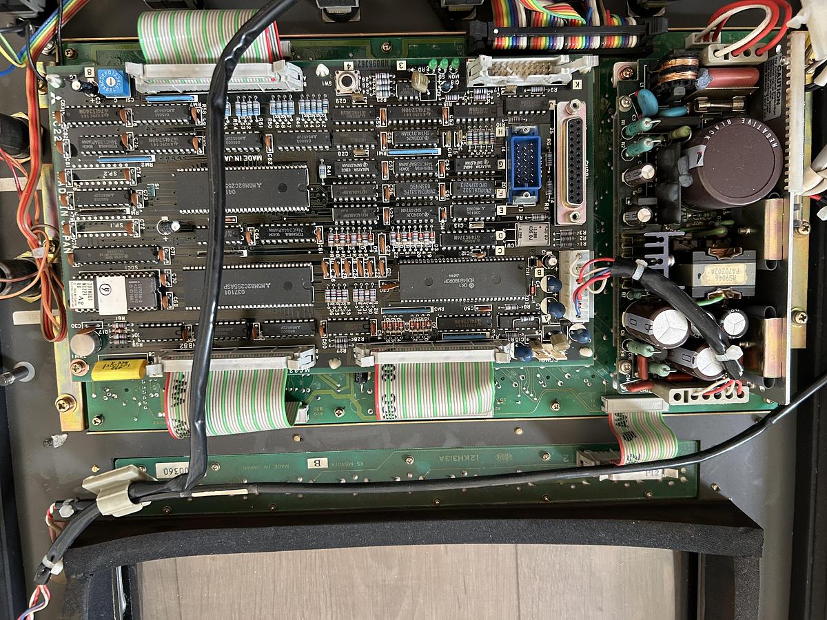 Used MAZATROL M-32 OPERATION BOARD MITSUBISHI YZ441C-3