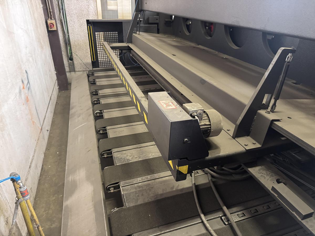 Used 2010 AMADA GX 840II