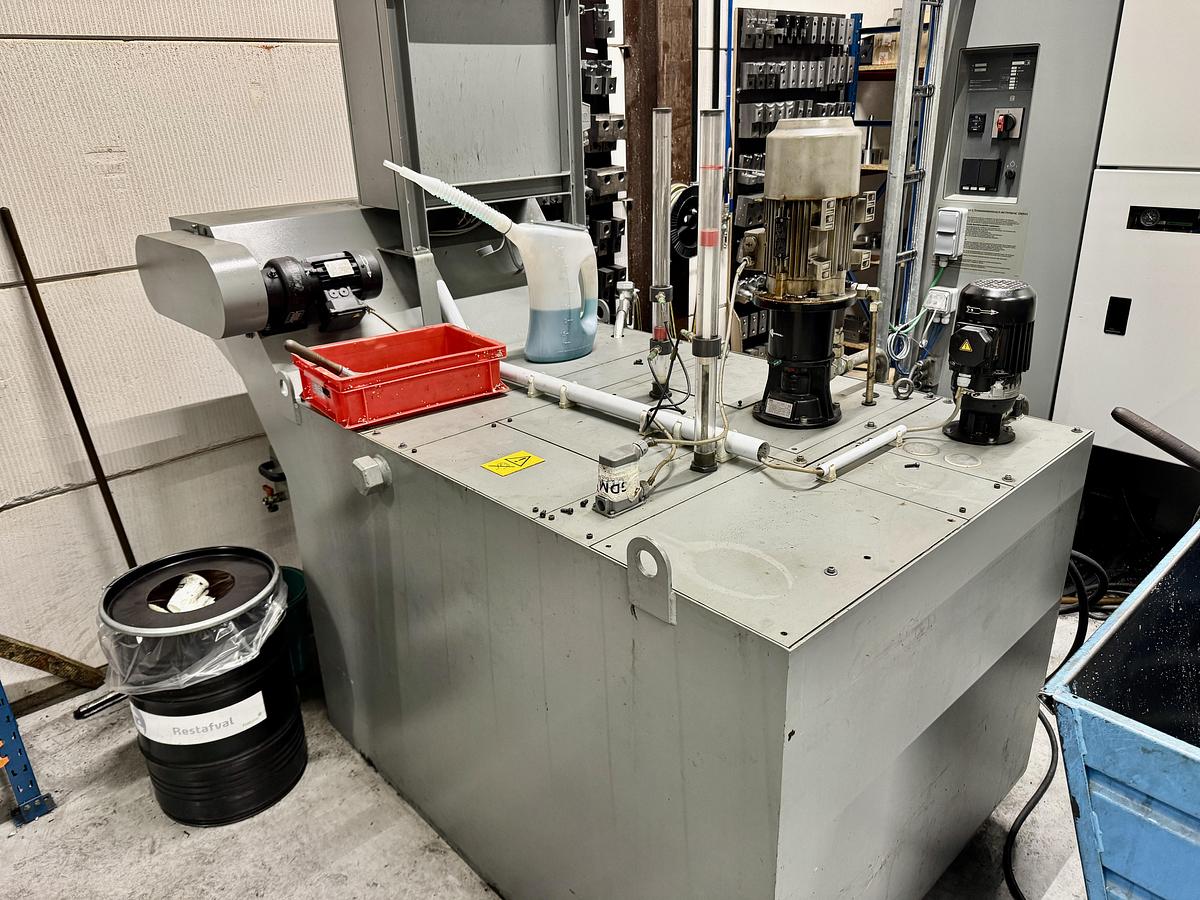 Used 2004 DECKEL MAHO DMU 70eVolution