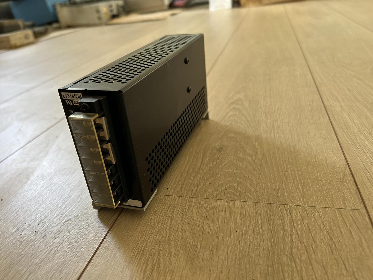 Gebraucht SHINDENGEN EY244R5U Netzteil