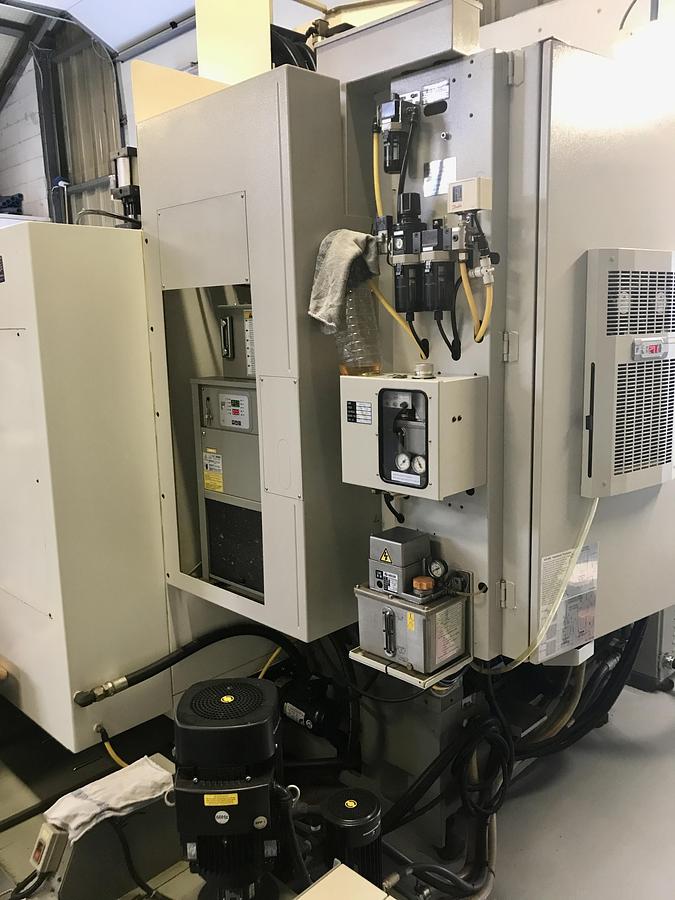 Used 2010 VICTOR V-center A110