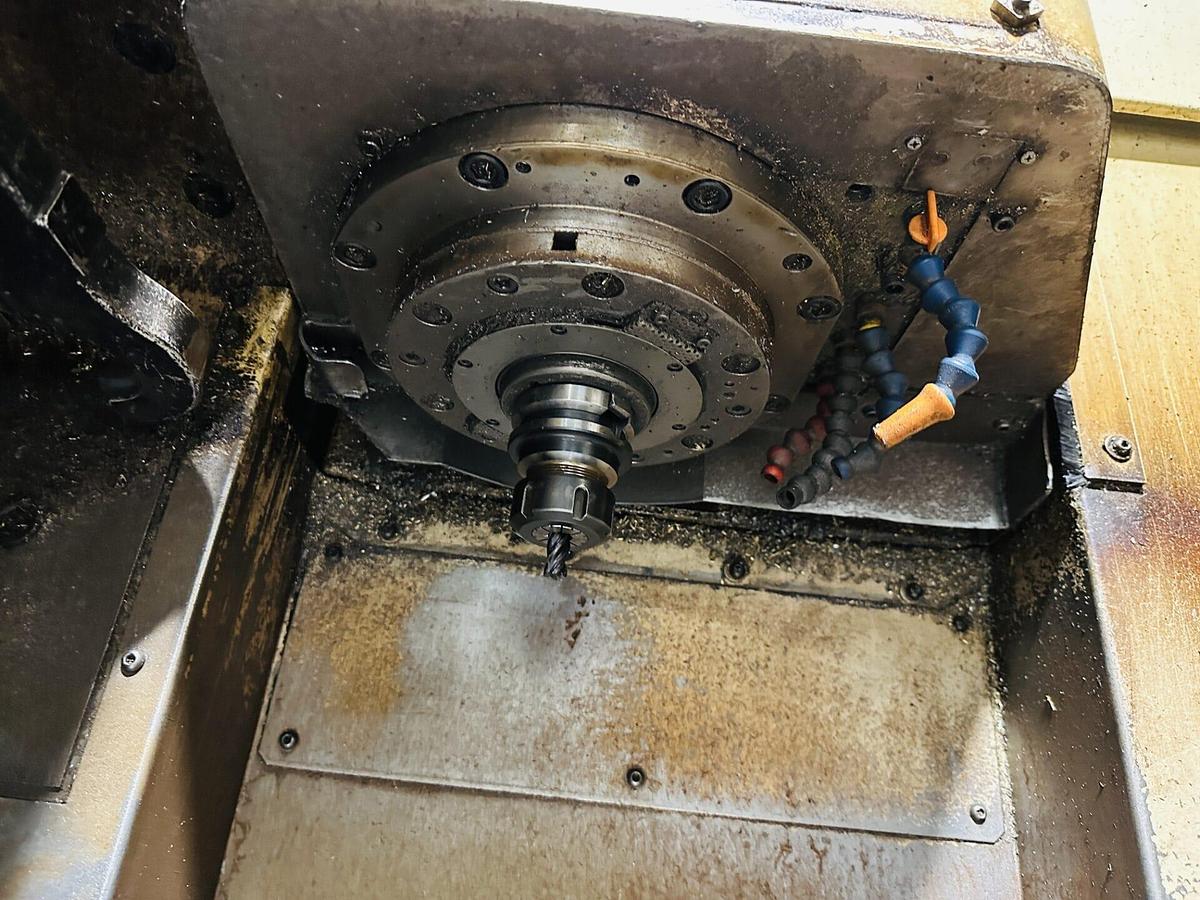 Used 2001 OKUMA MX-45VAE CNC Vertical Machining Centre