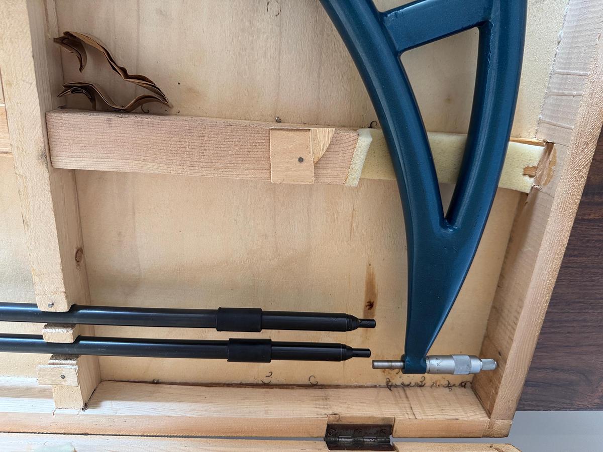 Used Outside Micrometer 800-900mm