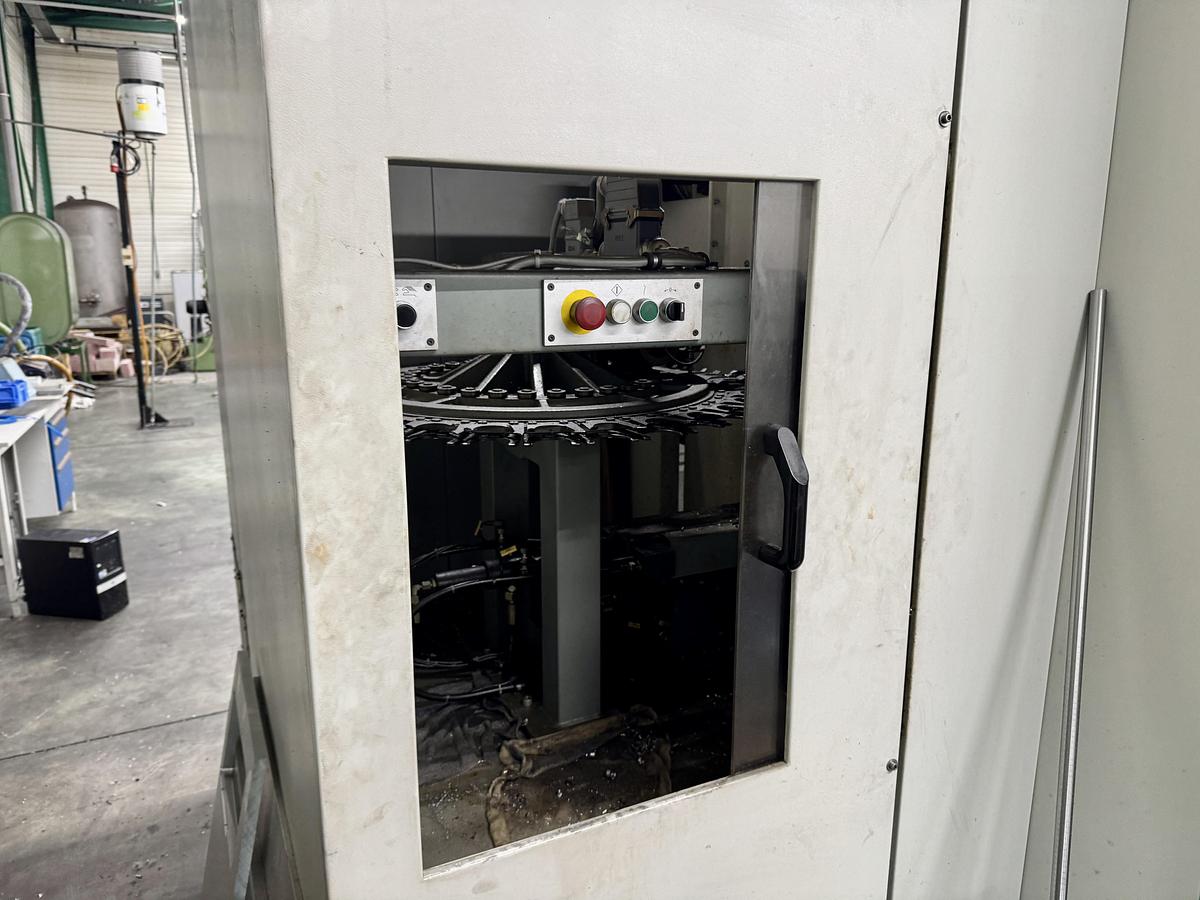 Used DECKEL MAHO DMC70V