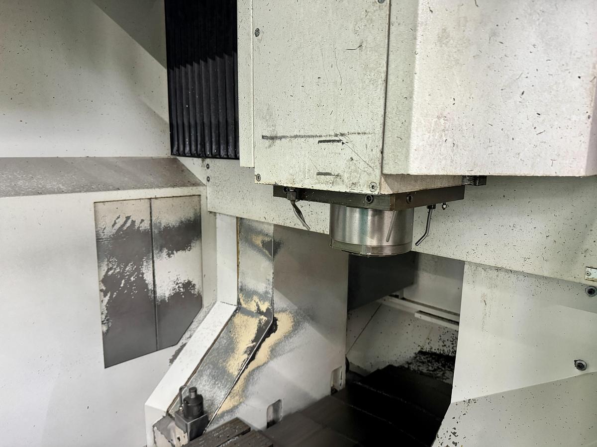 Used DECKEL MAHO DMC70V