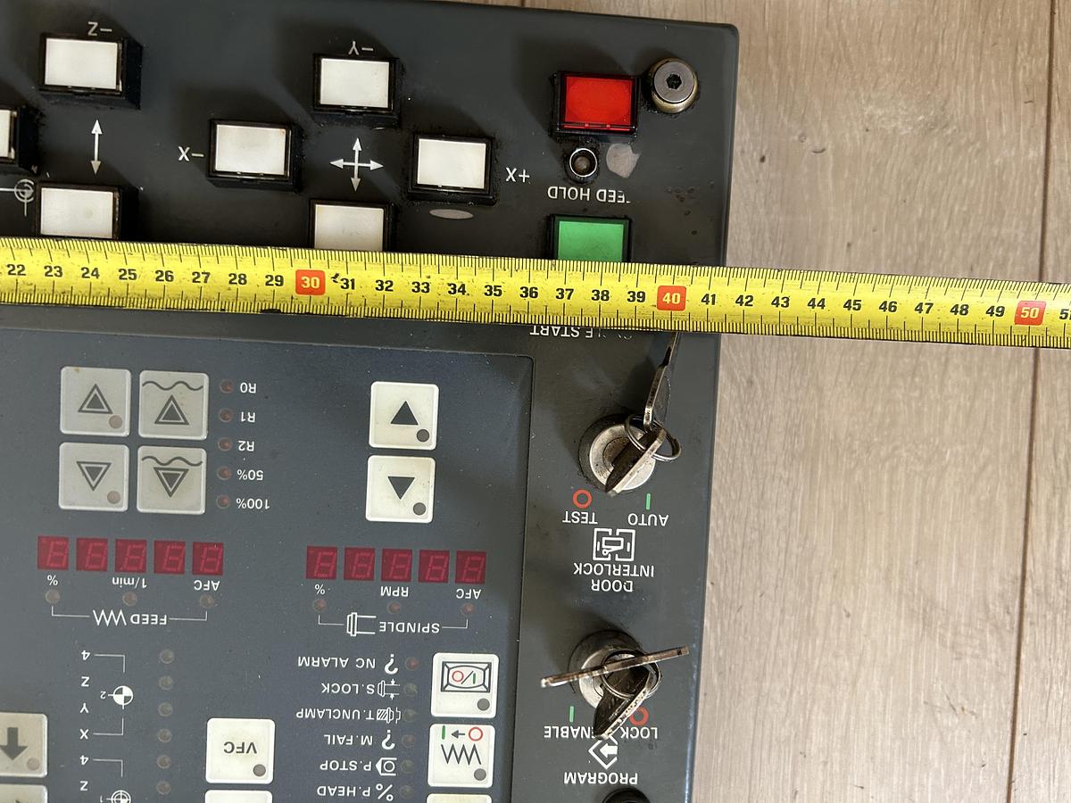 Used MAZATROL M-32 OPERATION BOARD MITSUBISHI YZ441C-3