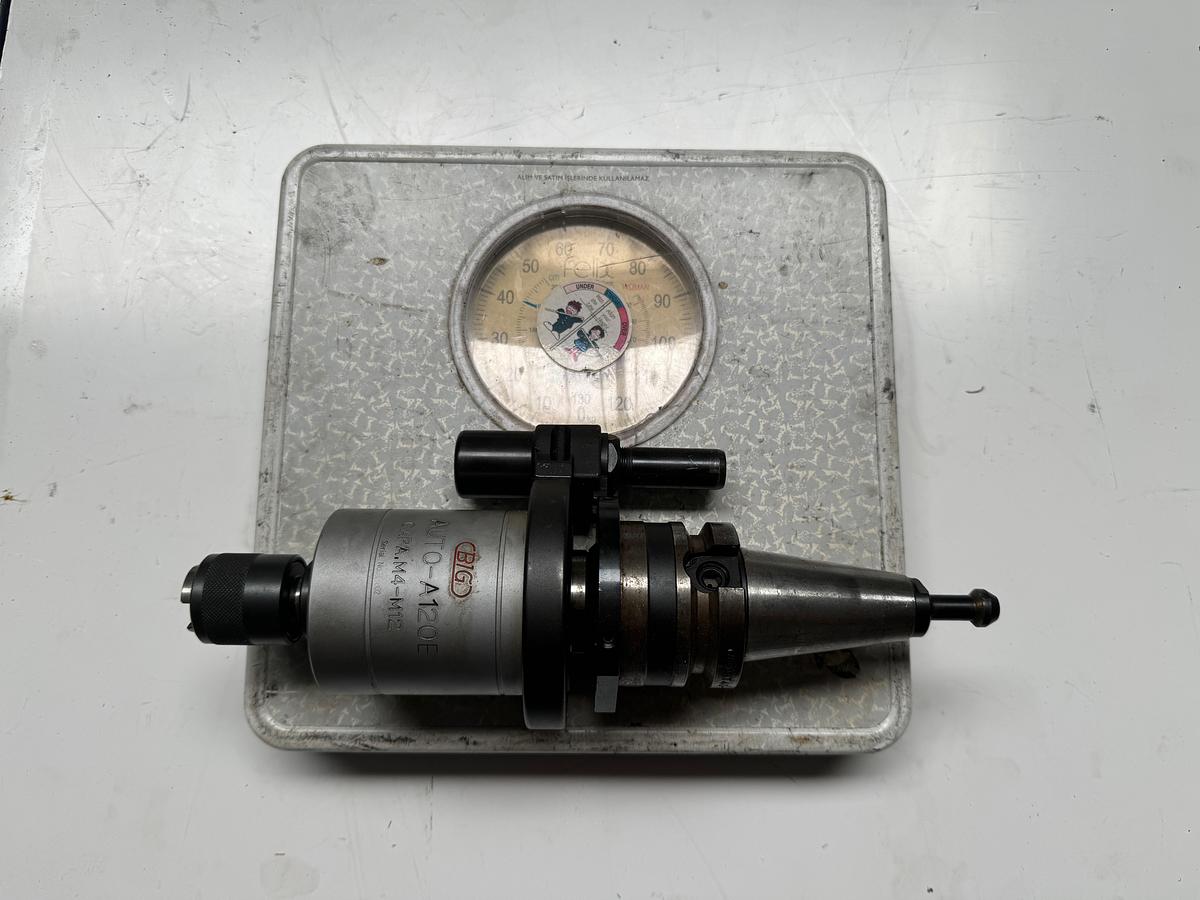 Used BIG DAISHOWA Tapping Chuck