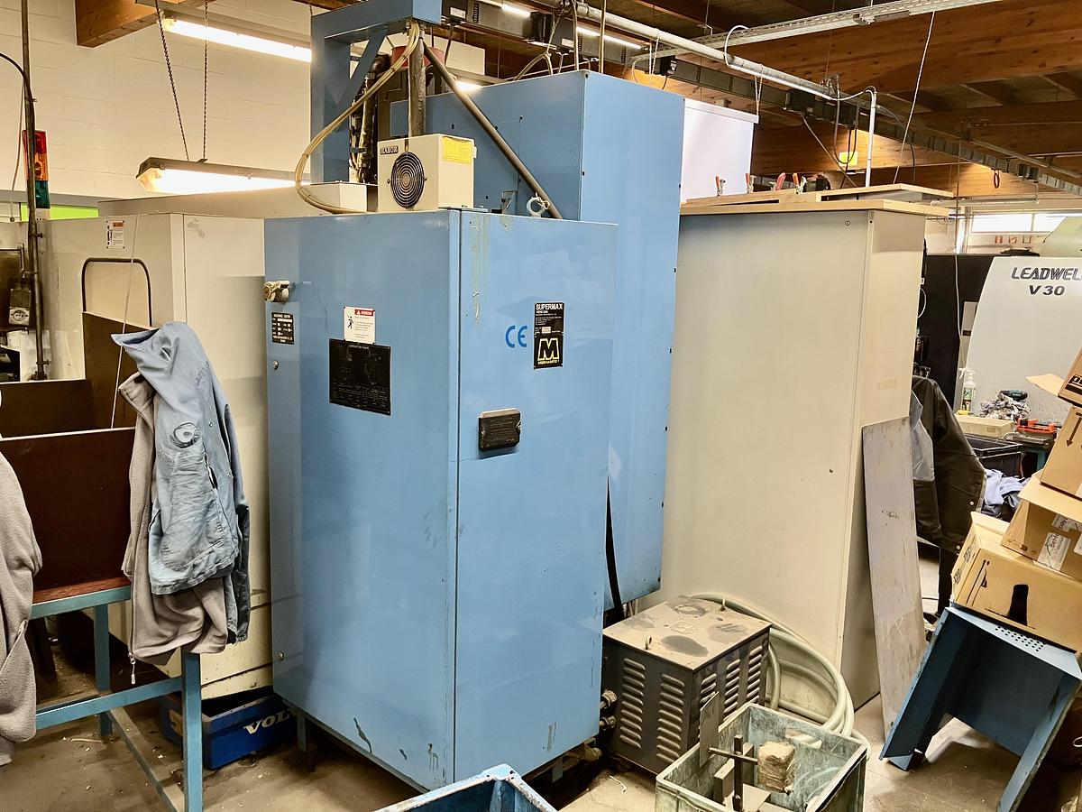 Used 1995 SUPERMAX YCM-VMC-85A