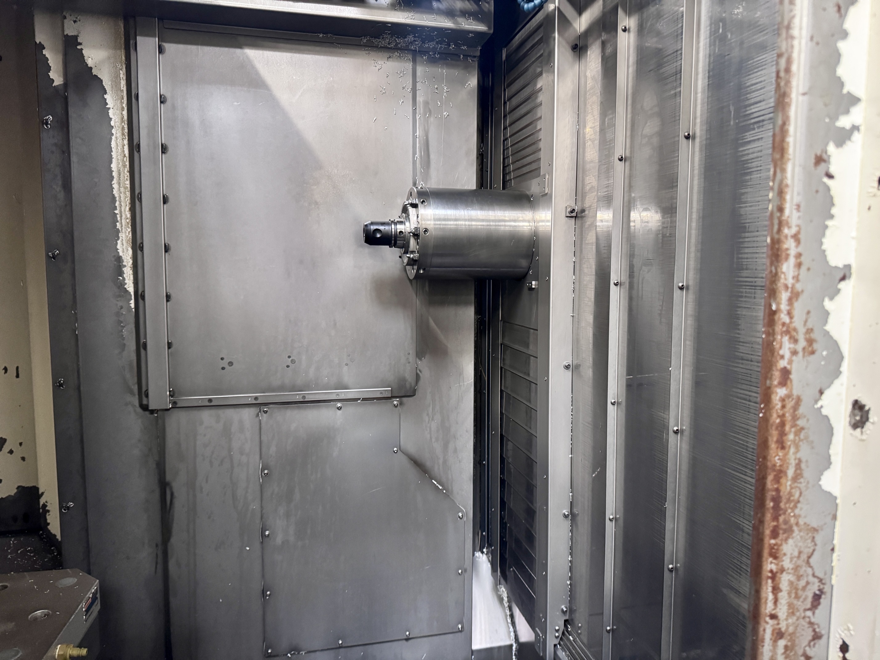 Used 2005 OKUMA MB-500H