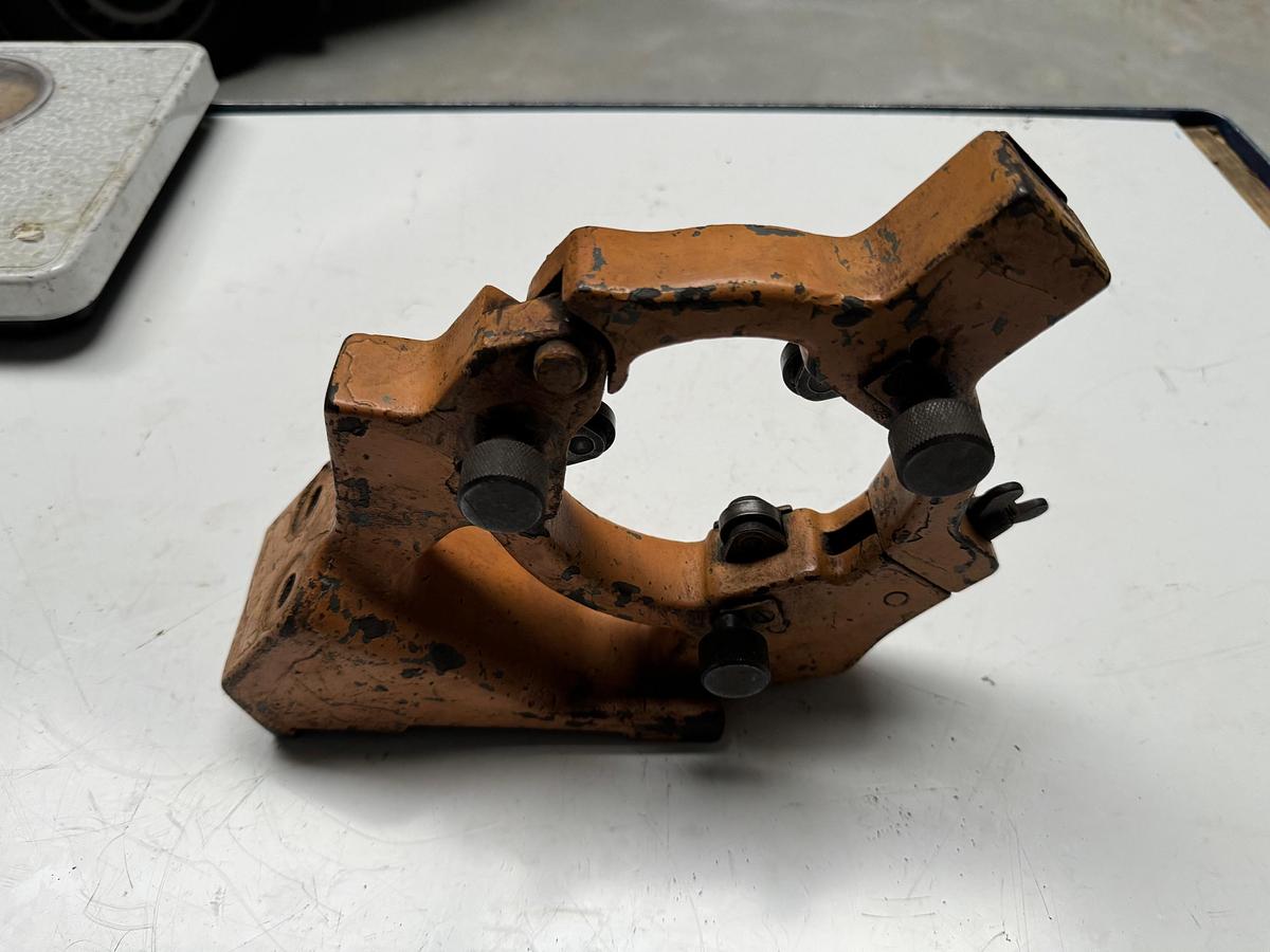 Used 3-point steady for universal grinder