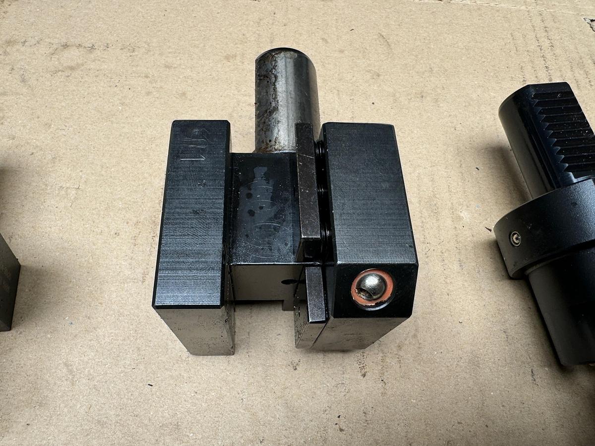 Used VDI30 fixed toolholder x 3