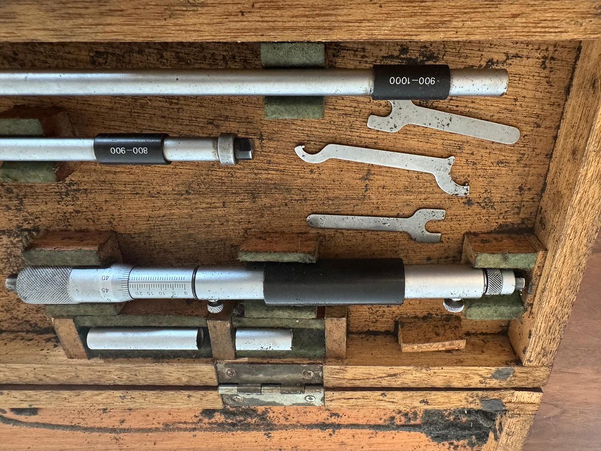 Used MITUTOYO Internal gauge