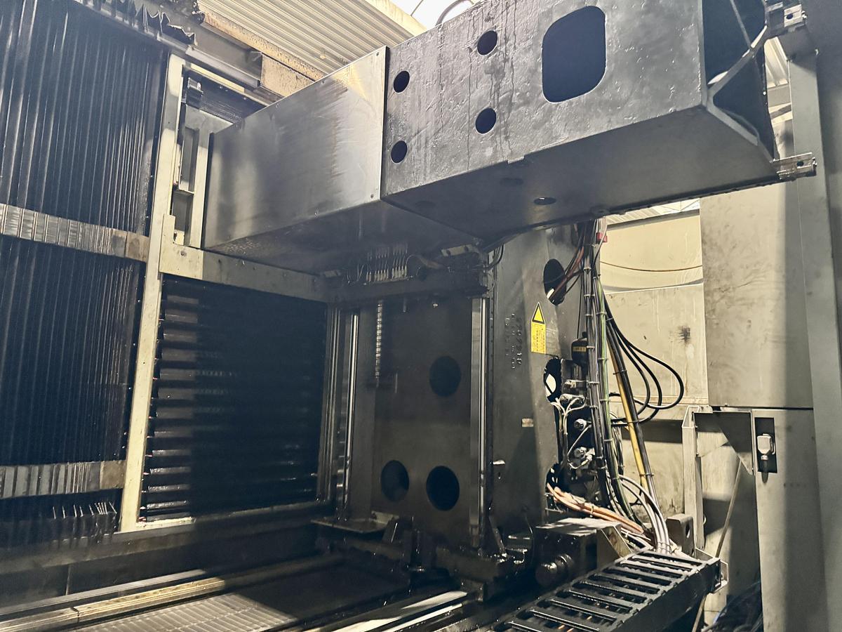 Used 2004 DECKEL MAHO DMF250 Linear