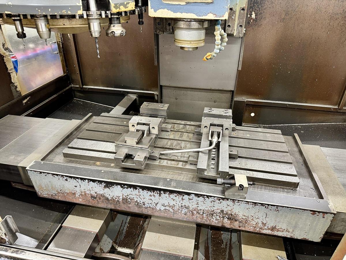 Gebraucht 1991 LEADWELL MCV-1000AP