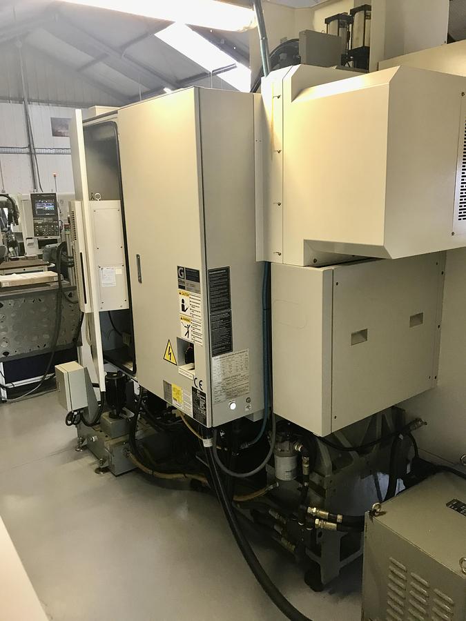 Used 2010 VICTOR V-center A110