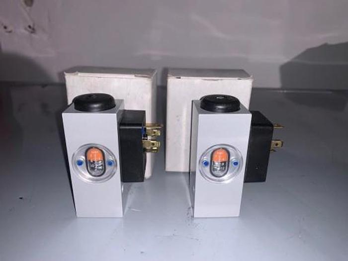 Pressure switch PEV-1/4-B-M12 (192488), Fest