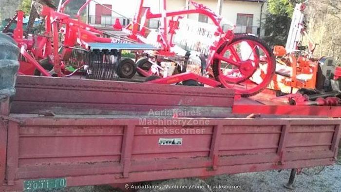 Usato RIMORCHIO OMOLOGATO GP 35 Q PIERI