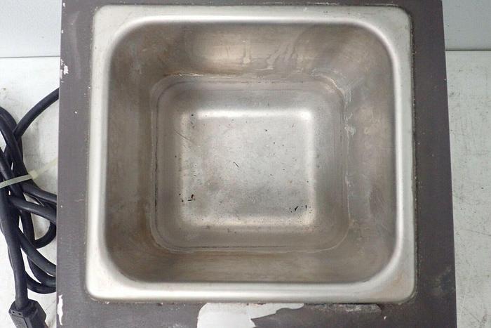 Used Lab Line Instruments Model 18050 Imperial III Laboratory Water Bath