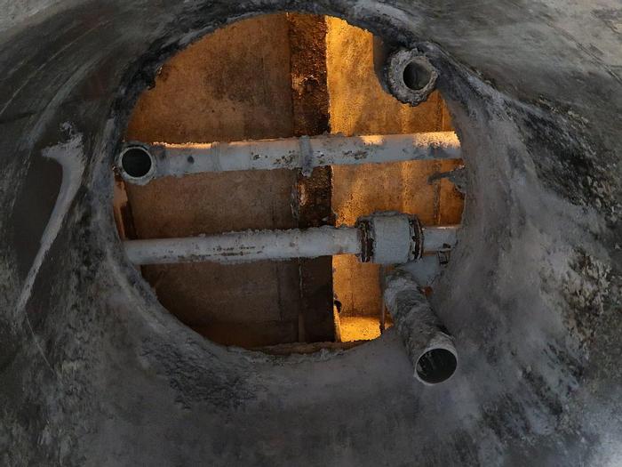 Used APACHE 9' DIA. X 15' HIGH T-316L SS  WITH AGITATOR 7138 GALLONS