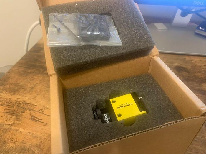 Used COGNEX CDC-200 CAMERA - IN-Sight Vision - COGLINK -- 800-5817-3