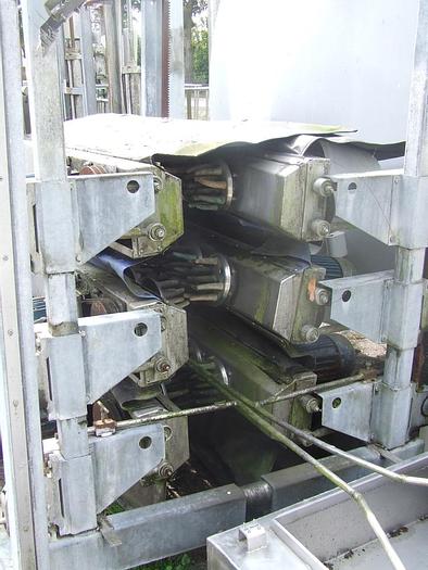 Used Skubarka pierza po oparzeniu - 6-cio listowa do indyków, kurcząt, gęsi, kaczek itp.