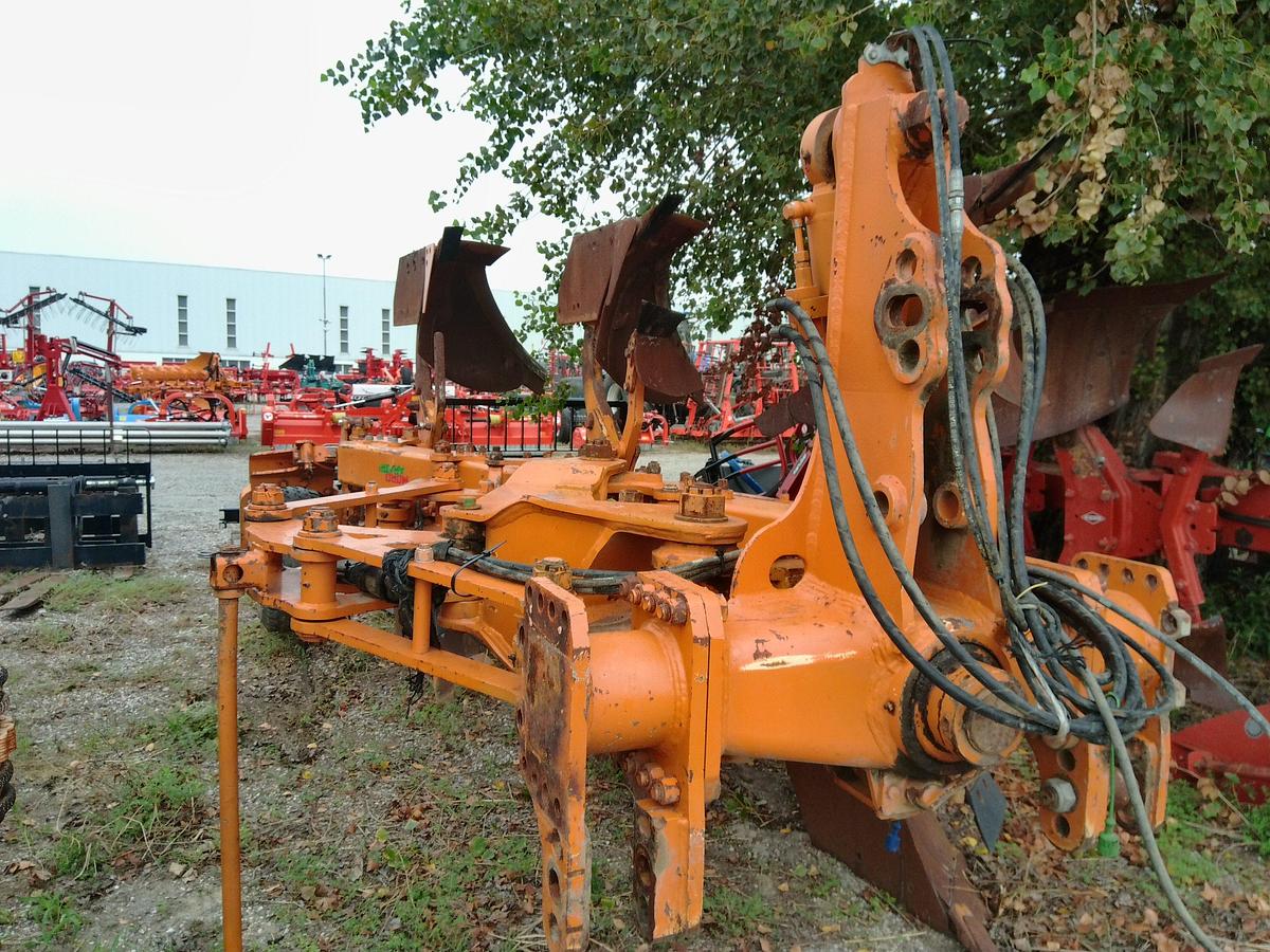 Usato ARATRO MORO RAPTOR TRV 22A