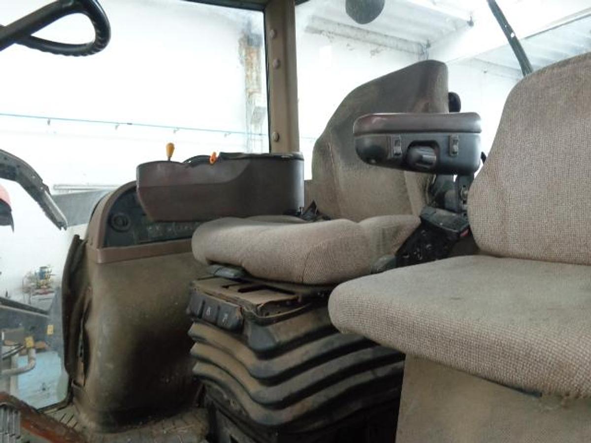 Usato TRATTORE JD 8330