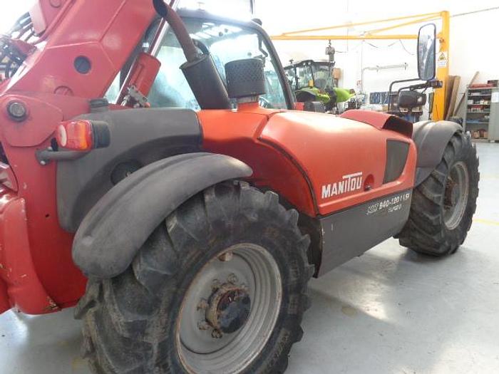 Usato SOLLEVATORE TELESCOPICO Manitou MLT 940H-120