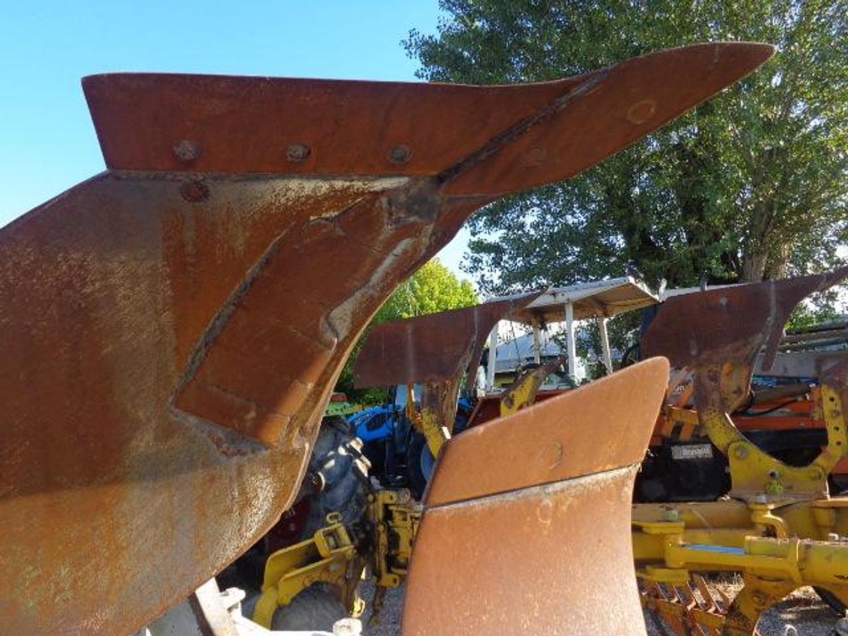 Usato ARATRO BIVOMERE ERMO FSV2 102