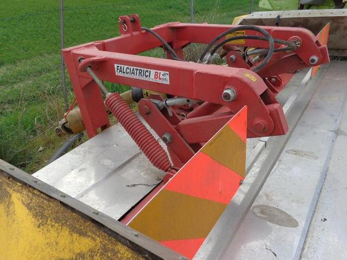 Usato FALCIACONDIZIONATRICE