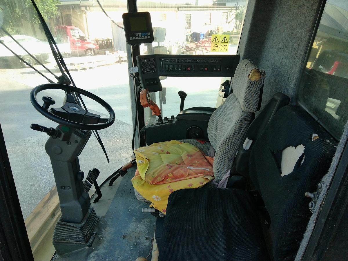 Usato MIETITREBBIA NEW HOLLAND TX68