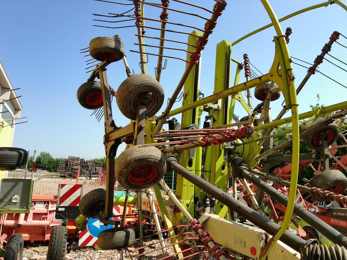 Usato ANDANATORE  CLAAS  LINER 2800