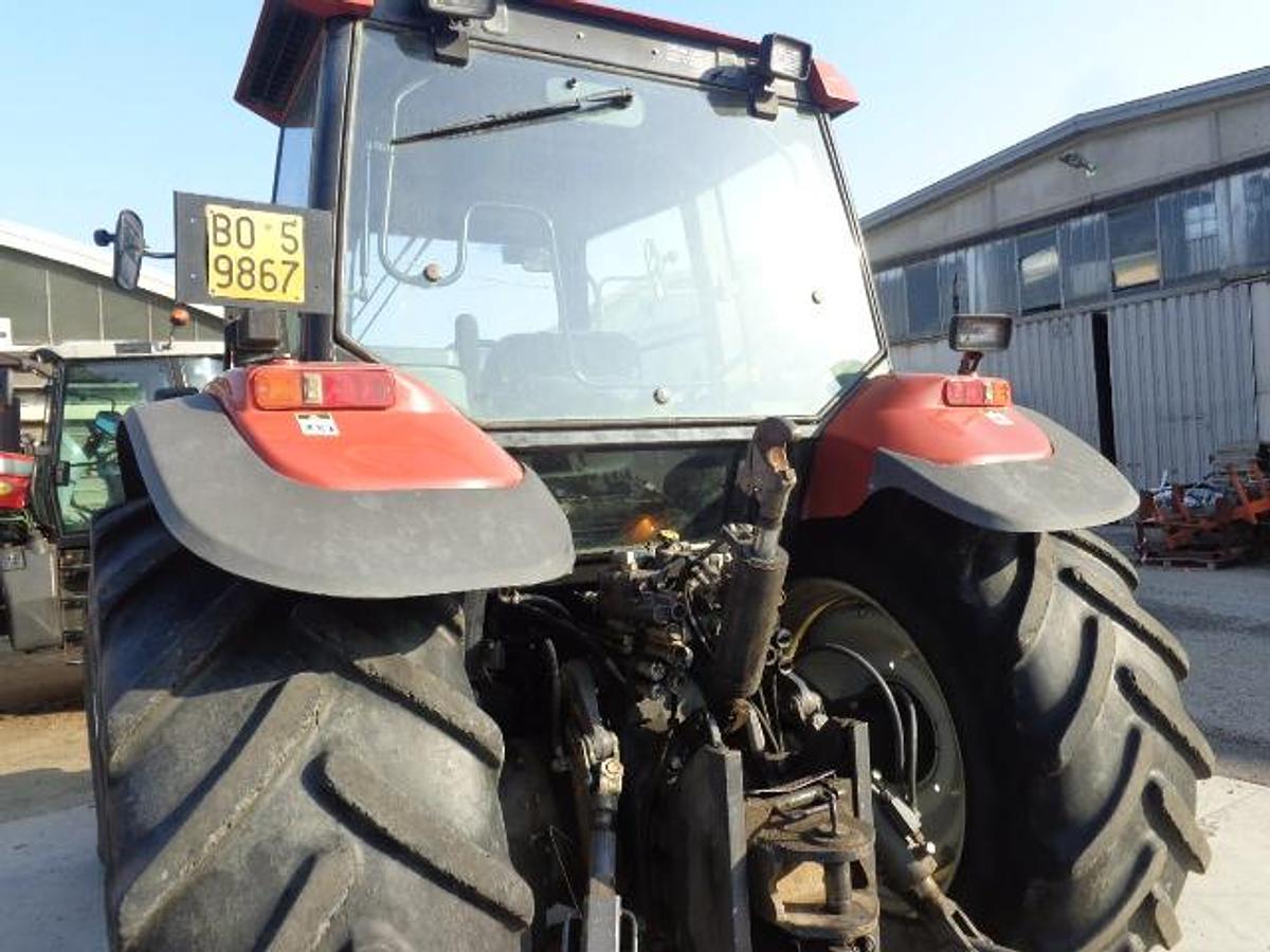 Usato TRATTORE NEW HOLLAND M 135